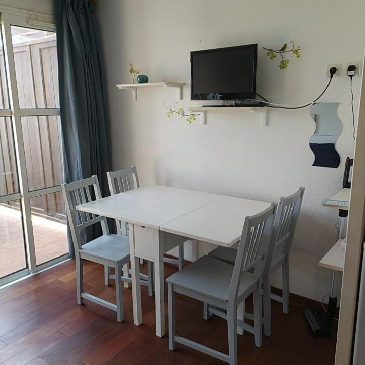 Studio 4P Vue Mer Calme Cap Esterel Saint-Raphaël Exterior foto