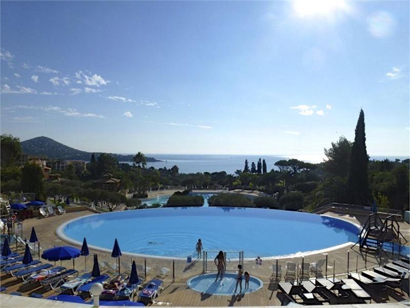 Studio 4P Vue Mer Calme Cap Esterel Saint-Raphaël Exterior foto